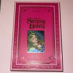 I ♥️ Revolution Disney Sleeping Beauty Eyeshadow/ Blush/Highlighter Book Palette